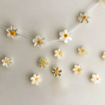 Gamtos korpuso medžiaga mažų šviežių mažų gėlių papuošalai medžiaga 